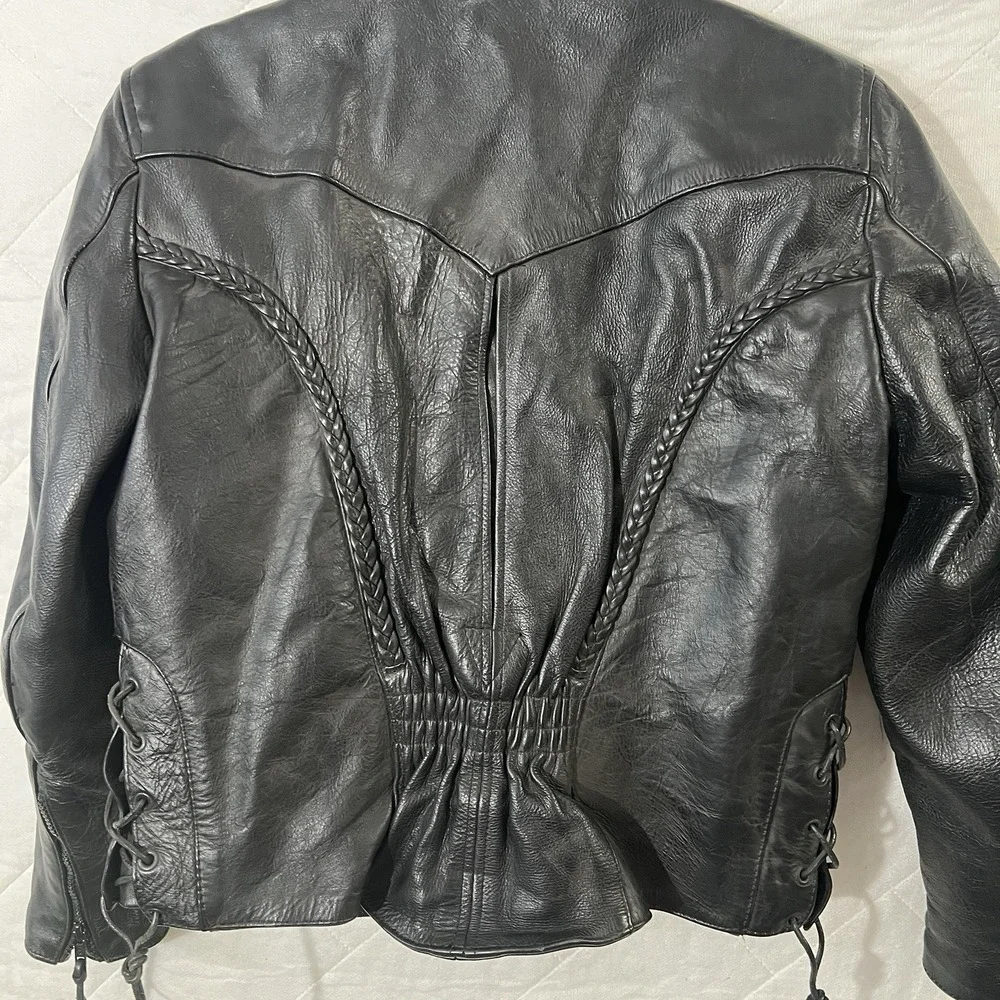 Vintage 90s Unik Black Cropped Leather Biker Motorcycle Jacket Women's Size S‎